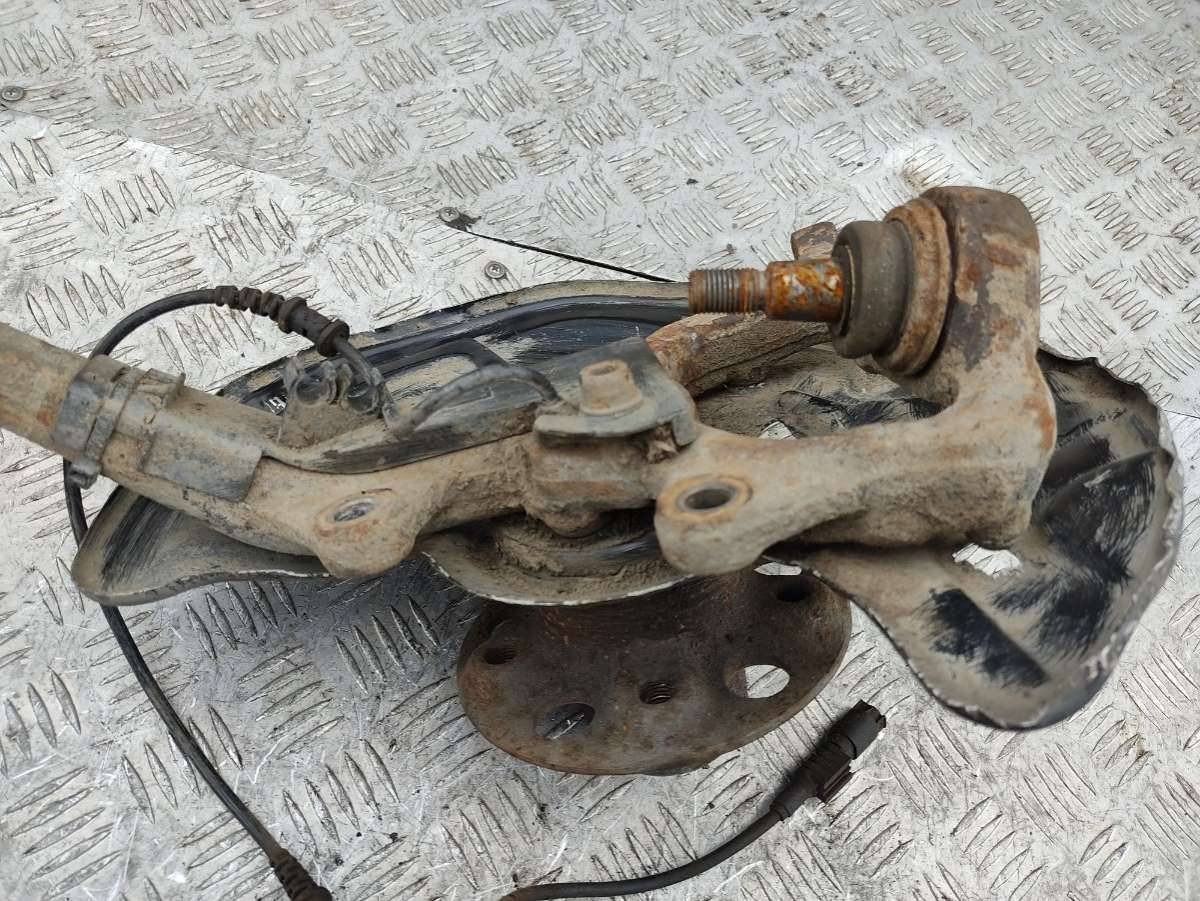 ступица передняя левая Mercedes-Benz E-Класс W211/S211 2004, 2.7 л., CDi, дизель - фото №1