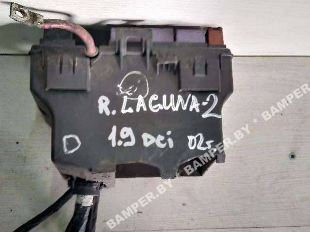 блок предохранителей Renault Laguna 2 поколение 2002, DCi, DCi - фото №1