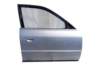 дверь передняя правая Audi A6 4A/C4 1997
