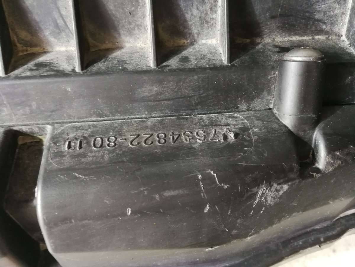 корпус воздушного фильтра Peugeot 207 1 поколение 2007, 1.6 л., i, бензин - фото №1