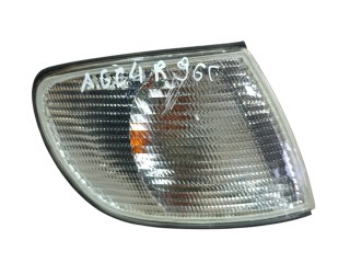 поворотник правый Audi A6 4A/C4 1996