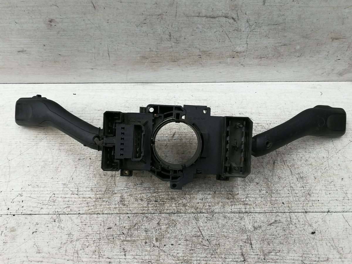 переключатель подрулевой (стрекоза) Volkswagen Passat B5 2001, TDi, TDi, 8L0953513G - фото №1