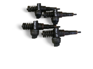 форсунка Volkswagen Golf 5 поколение 2005, 1.9 л., дизель, 0414720037