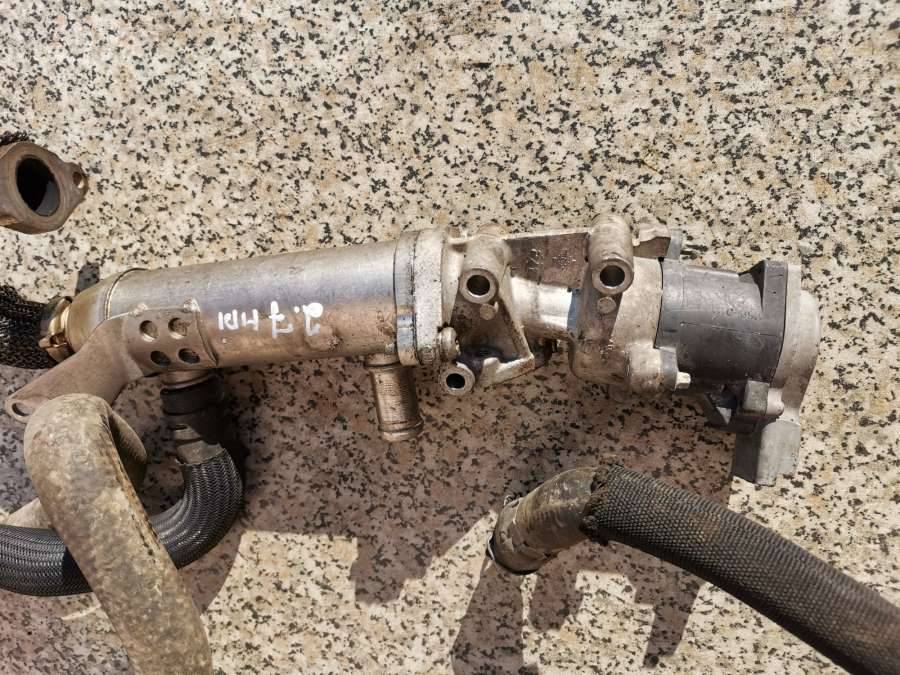 клапан EGR Peugeot 407 1 поколение 2006, 2.7 л., HDi, дизель, седан - фото №1