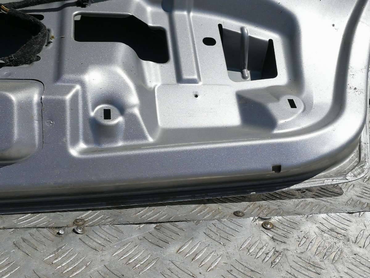 крышка багажника (дверь 3-5) Peugeot 307 1 поколение 2005, хетчбэк 5 дв. - фото №1