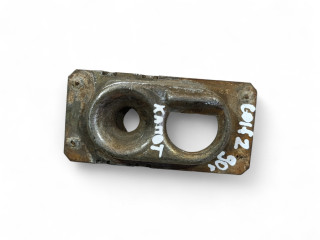 замок капота Volkswagen Golf 2 поколение 1990