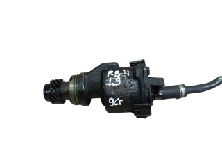 насос вакуумный Volkswagen Passat B4 1996, 1.9 л., дизель