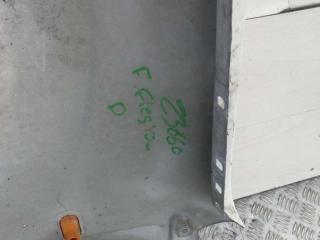 крыло переднее правое Ford Fiesta 5 поколение 2005