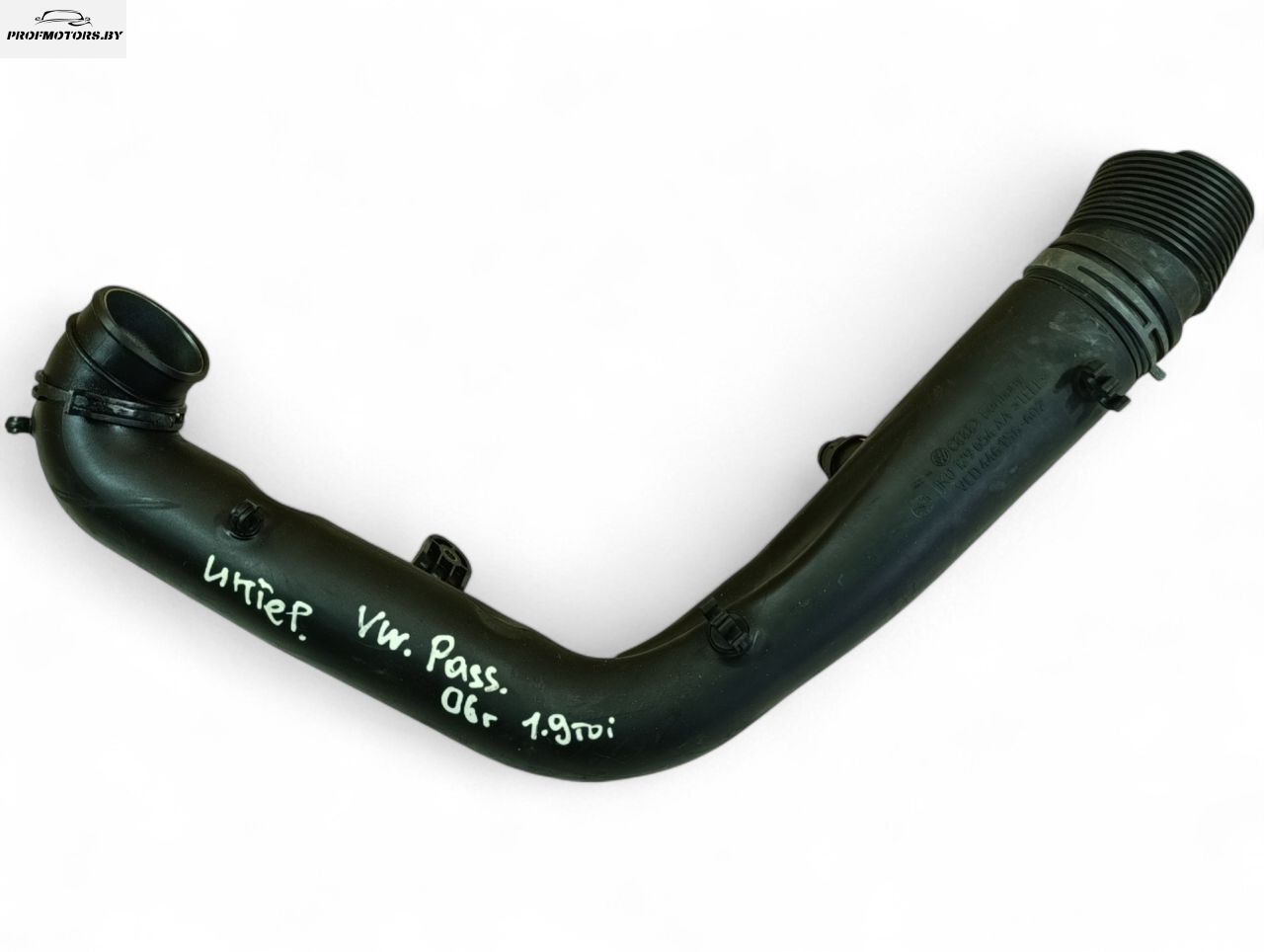 патрубок интеркулера Volkswagen Passat B6 2006, 1.9 л., дизель - фото №1
