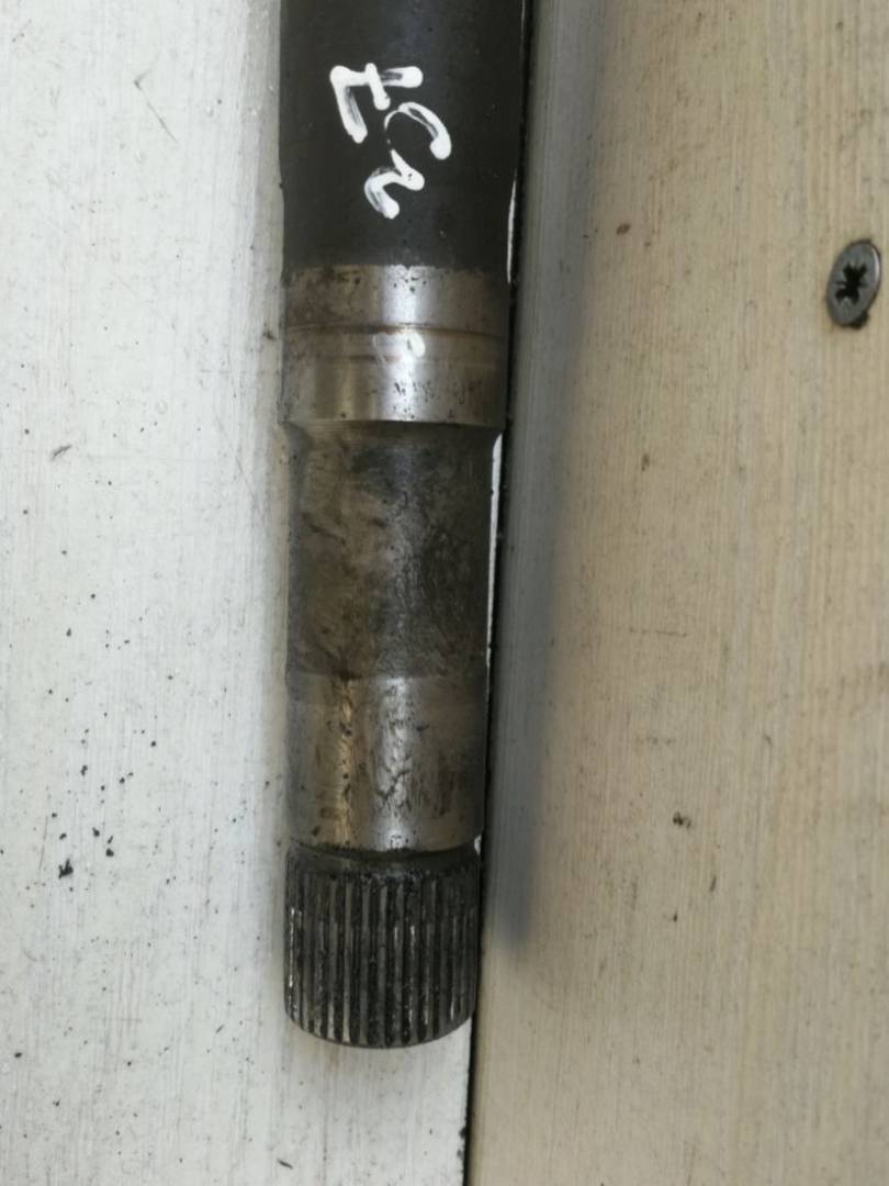 полуось передняя правая (приводной вал, ШРУС) Peugeot 3008 1 поколение 2010, 2.0 л., HDi, дизель - фото №1