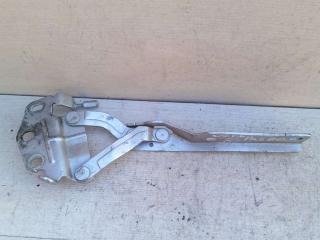 петля капота правая Volkswagen Passat B6 2007