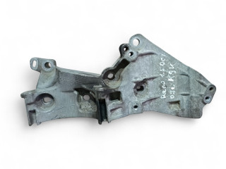 кронштейн генератора Renault Megane 2 поколение [рестайлинг] 2007, 1.5 л., дизель