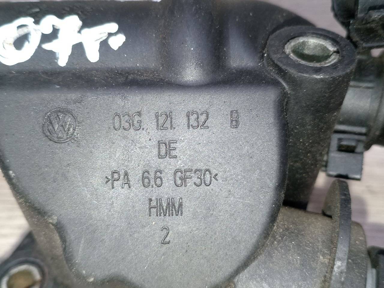 корпус термостата Volkswagen Passat B6 2007, TDi, TDi - фото №1