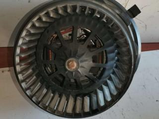 моторчик печки Volkswagen Caravelle T5 2007