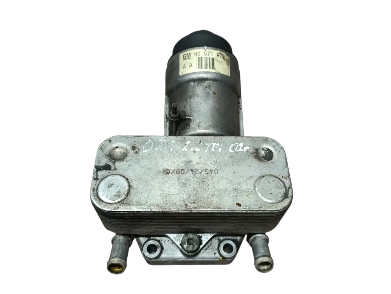 корпус масляного фильтра Opel Zafira 1 поколение (A) 2002, 2.2 л., дизель - фото №1