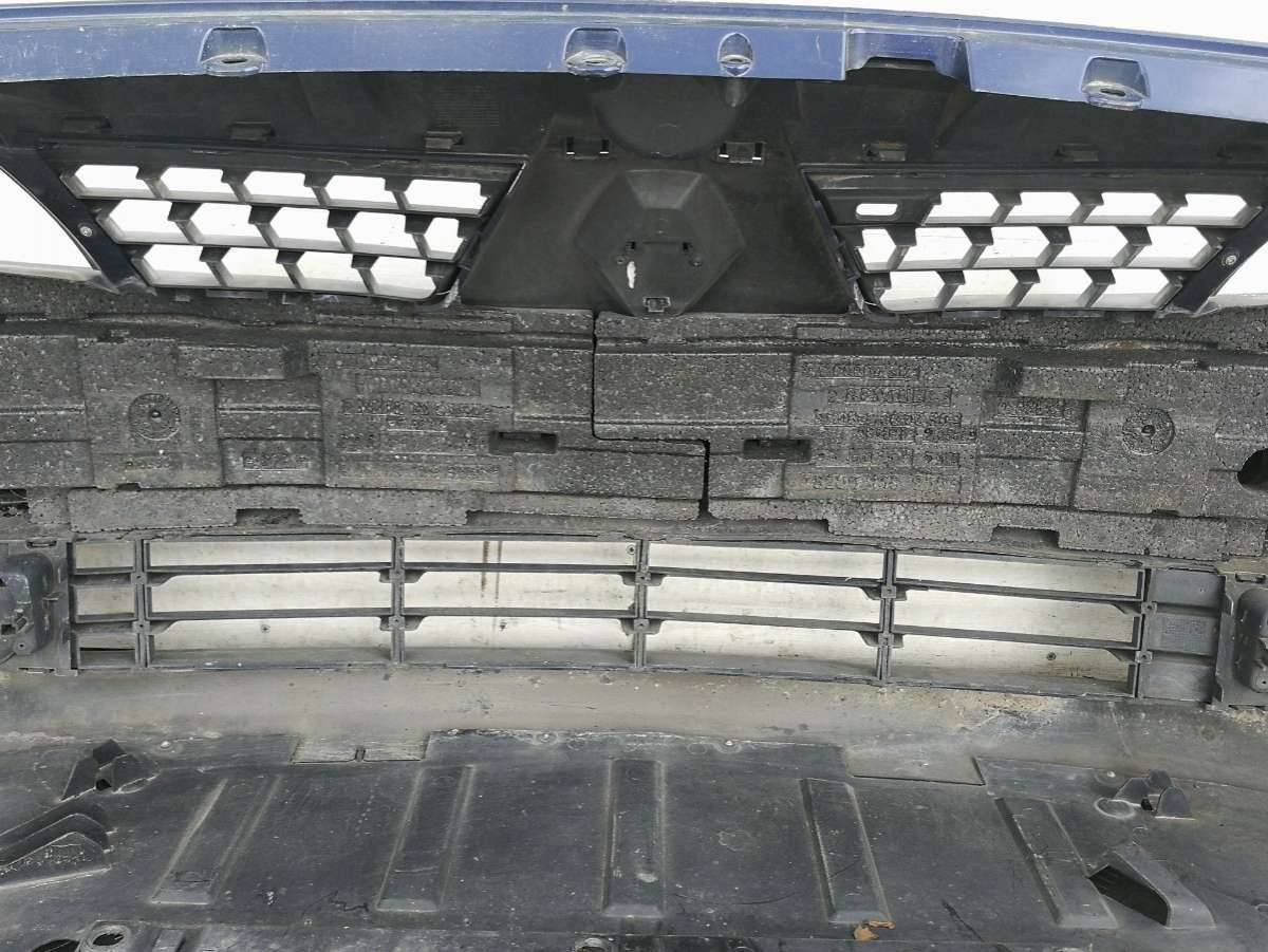 бампер передний Renault Scenic 2 поколение 2005 - фото №1