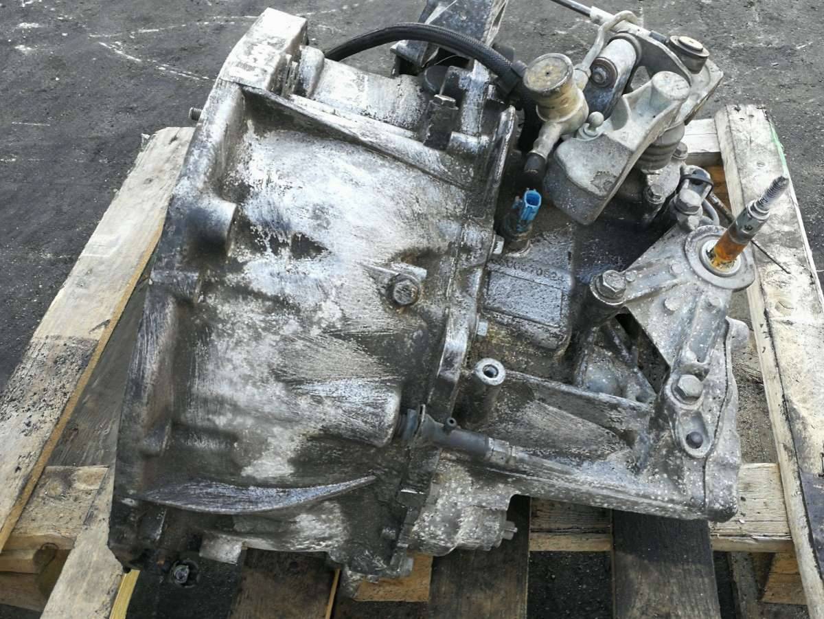 КПП механическая (МКПП) Renault Scenic 2 поколение 2004, 1.9 л., DCi, дизель, ND0008 - фото №1