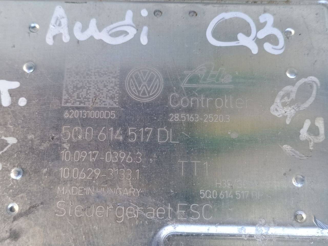 блок ABS Audi Q3 F3 2020, 5Q0614517DL - фото №1