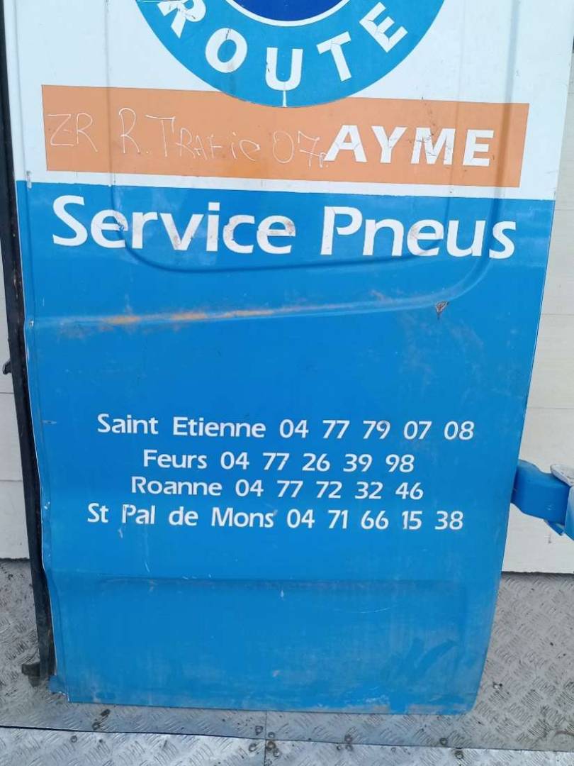 дверь задняя распашная правая Renault Trafic 2 поколение 2006 - фото №1