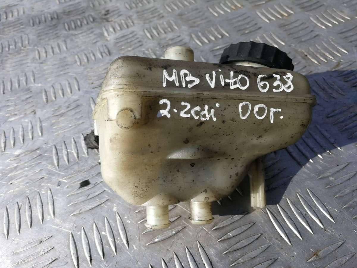бачок тормозной жидкости Mercedes-Benz Vito W638 2000, 2.2 л., CDi, дизель - фото №1