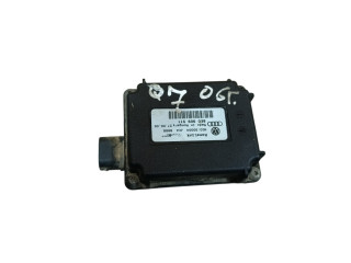 блок управления парктрониками Audi Q7 4L 2006, 8E0909511