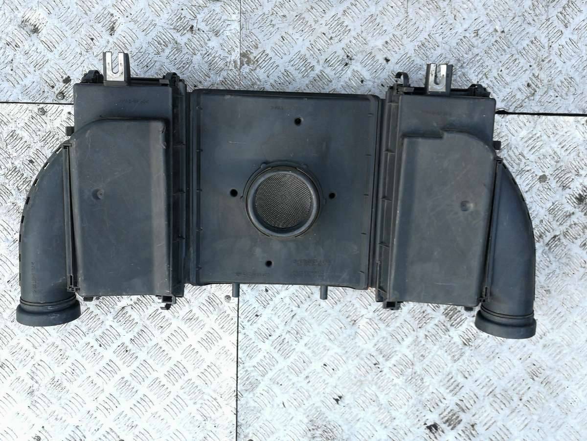 корпус воздушного фильтра Mercedes-Benz S-Класс W140/C140 1993, 5.0 л. - фото №1