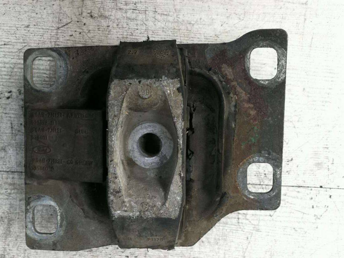 подушка крепления КПП Ford Focus 1 поколение 2001, 2.0 л., i, бензин - фото №1