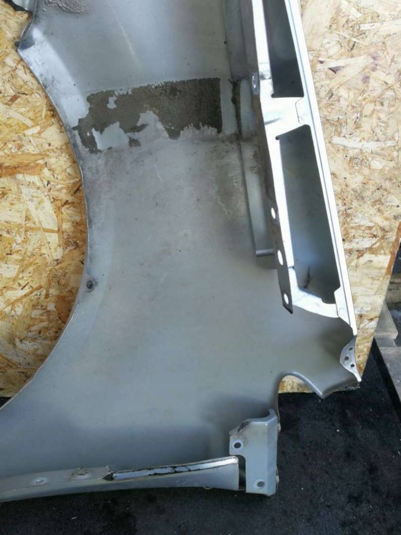 крыло переднее правое Volkswagen Touran 1 поколение 2005 - фото №1