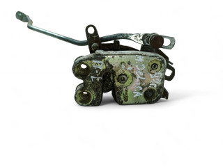 замок двери передней левой Mitsubishi Delica 3 поколение 1997