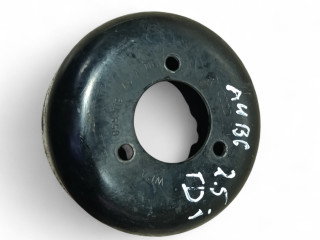 шкив помпы Audi A4 B6 2002, 2.5 л., дизель