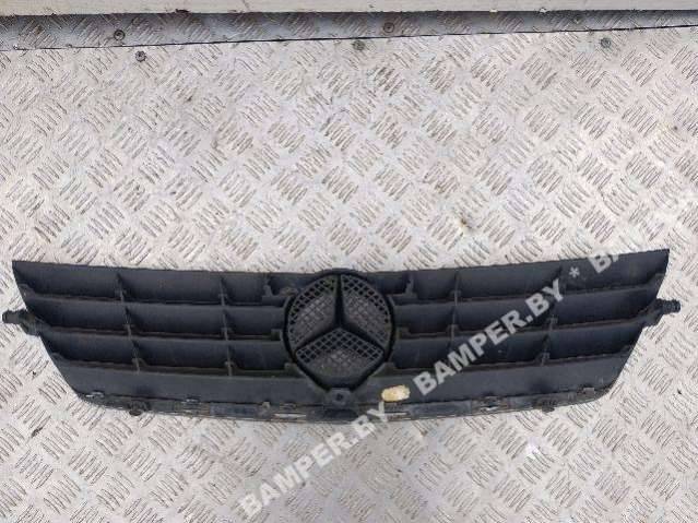 решетка радиатора Mercedes-Benz C-Класс W203/S203/CL203 2003, купе - фото №1