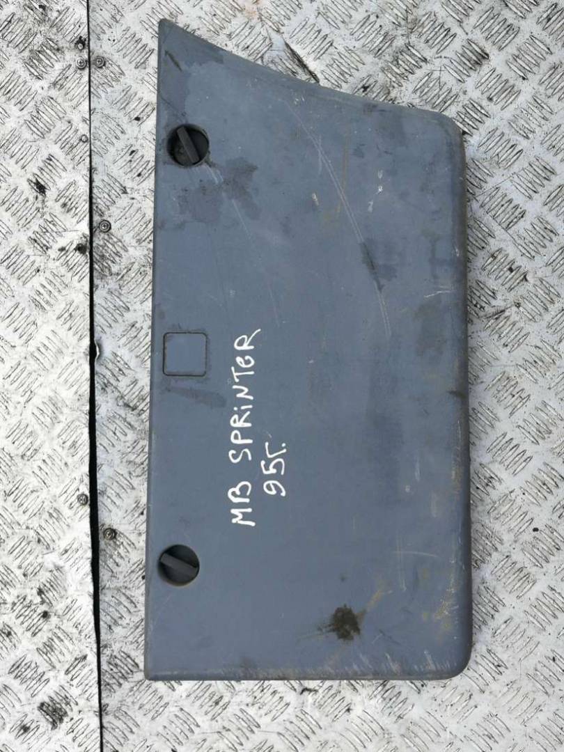 пластик Mercedes-Benz Sprinter W901-904 1995 - фото №1