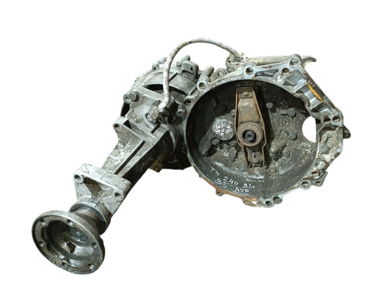 КПП механическая (МКПП) Volkswagen Transporter T4 1995, 2.4 л., D, дизель, AYF - фото №1