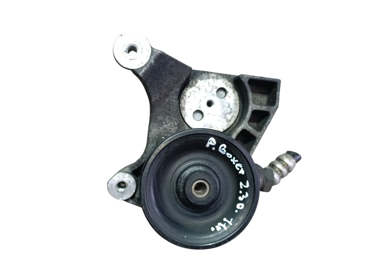 насос гидроусилителя руля Peugeot Boxer 2 поколение 2011, 2.3 л., дизель - фото №1