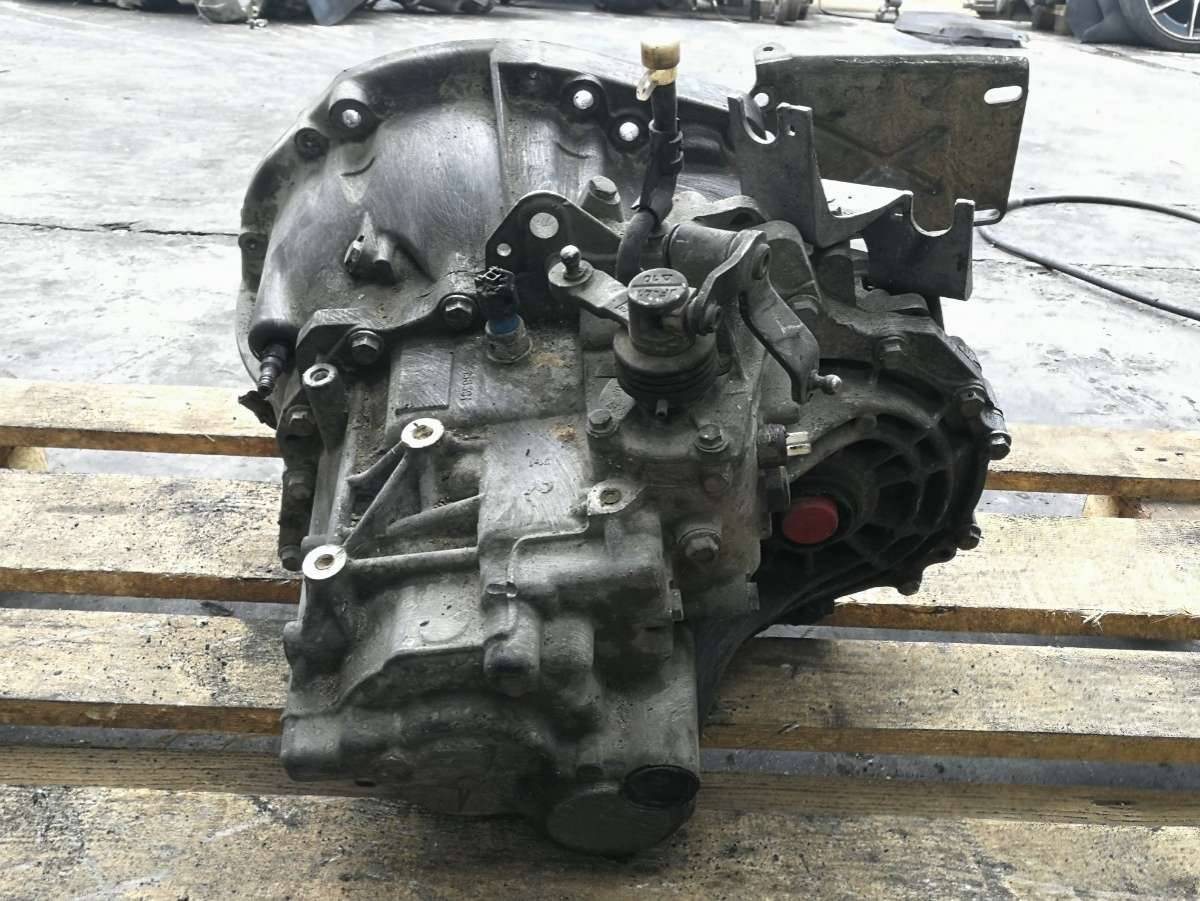 КПП механическая (МКПП) Renault Megane 2 поколение 2004, 1.9 л., DCi, дизель, ND0001 - фото №1