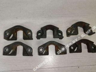 крепление форсунки BMW X5 E70 2008