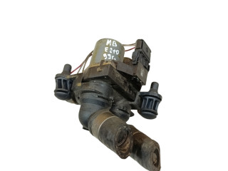 кран отопителя (печки) Mercedes-Benz E-Класс W210/S210 [рестайлинг] 1999, 0018307784