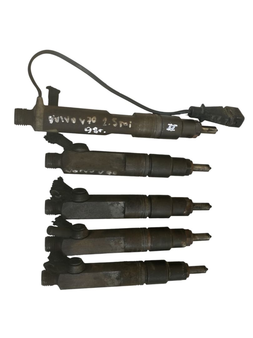 форсунка управляющая Volvo V70 1 поколение 1998, 2.5 л., дизель, 074130203A - фото №1