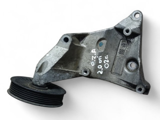 кронштейн компрессора кондиционера Opel Zafira 1 поколение (A) 2002, 2.0 л., дизель