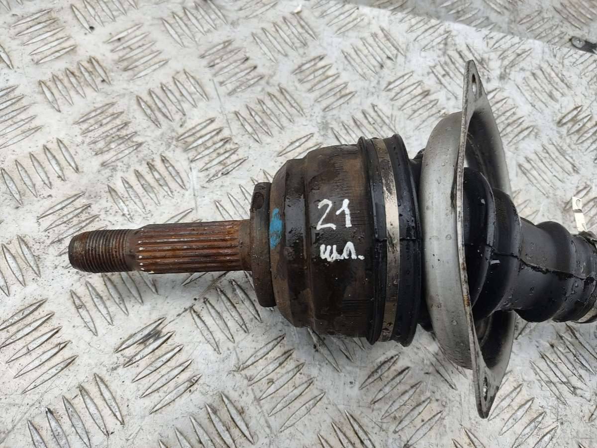 полуось передняя левая (приводной вал, ШРУС) Renault Scenic 1 поколение 1997, 1.9 л., дизель, МКПП - фото №1