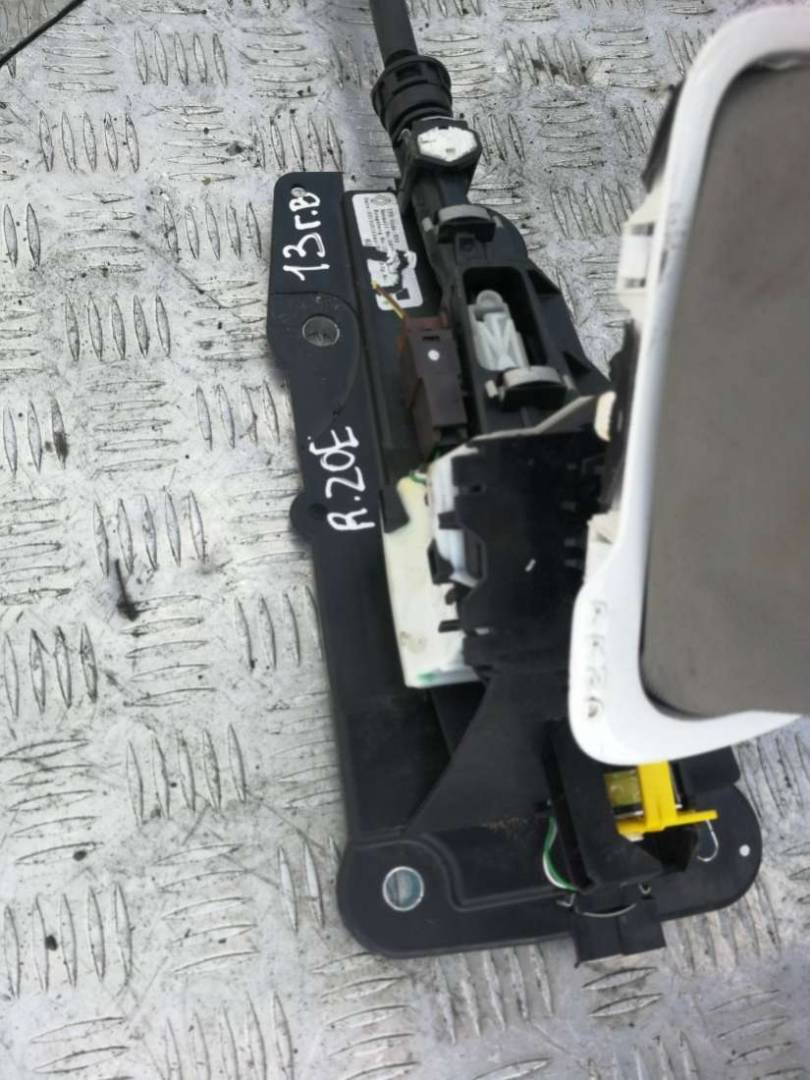 кулиса Renault Zoe 1 поколение 2013, электро - фото №1