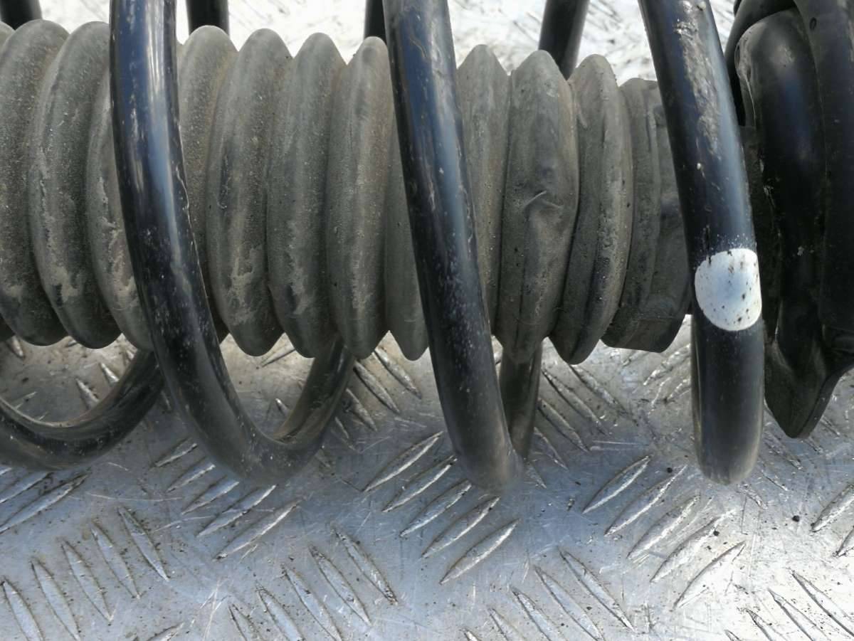 стойка передняя левая Ford Fusion 1 поколение 2005 - фото №1