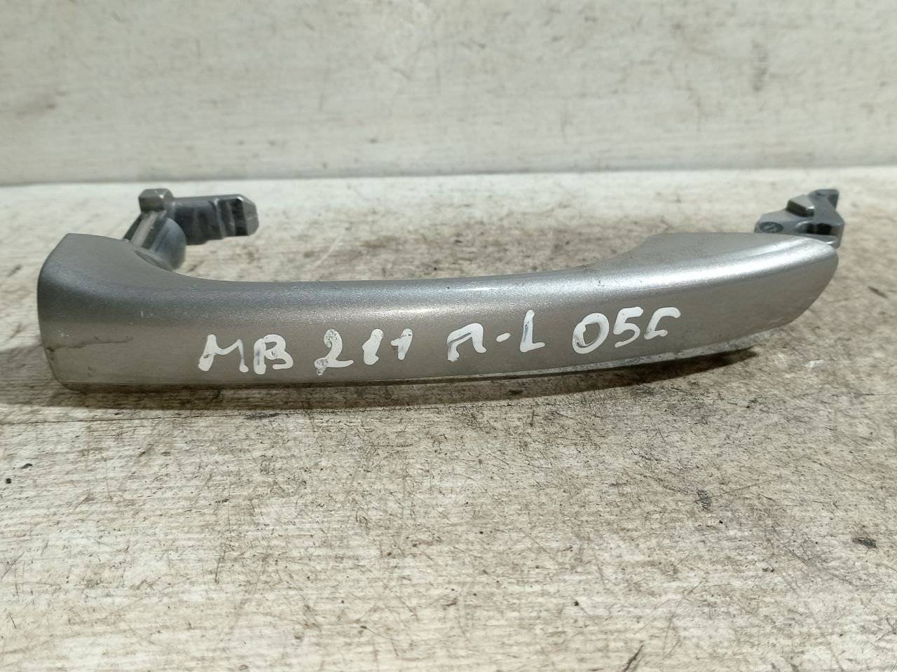 ручка наружная Mercedes-Benz E-Класс W211/S211 2005 - фото №1