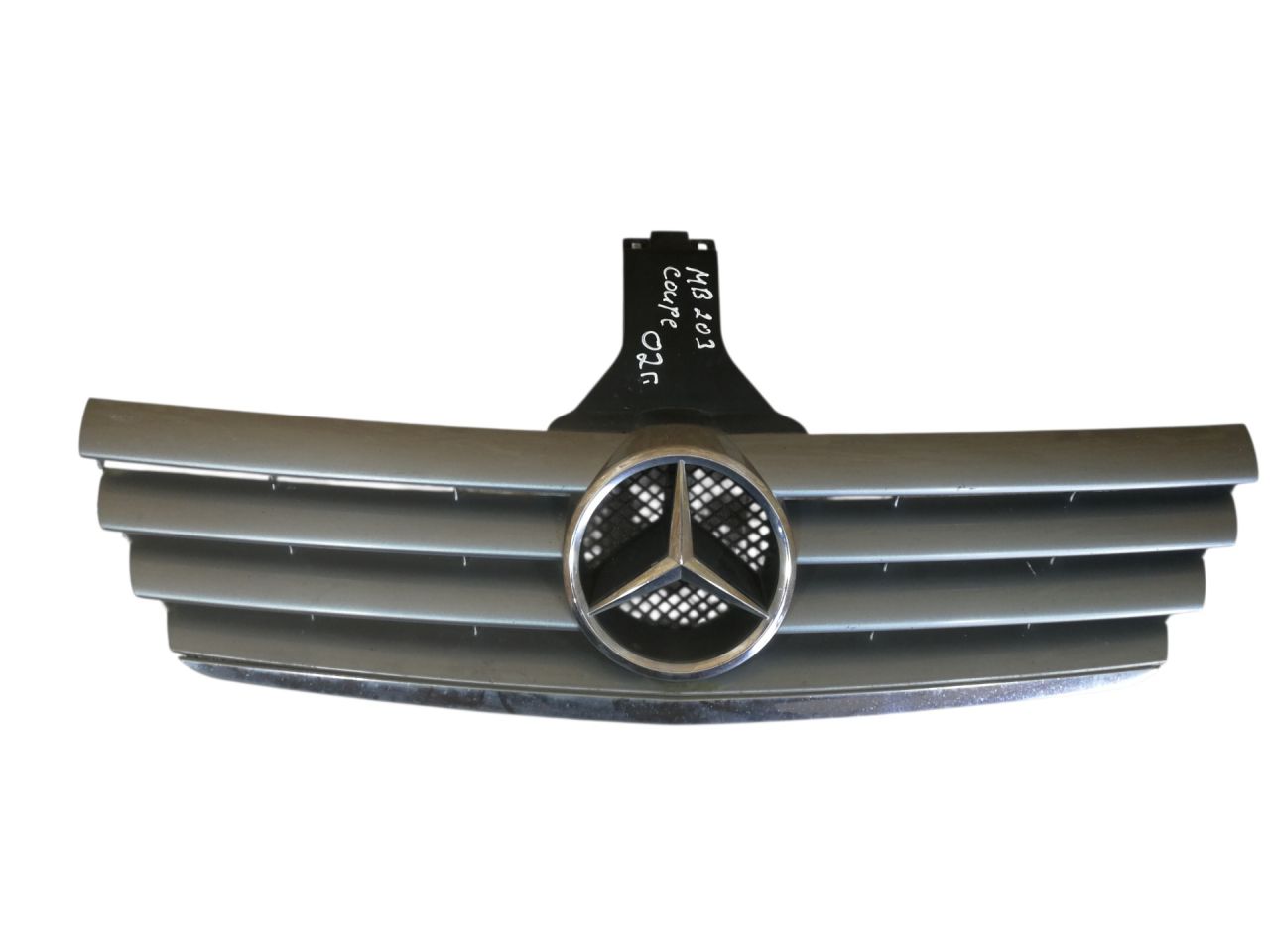решетка радиатора Mercedes-Benz C-Класс W203/S203/CL203 2002, купе - фото №1