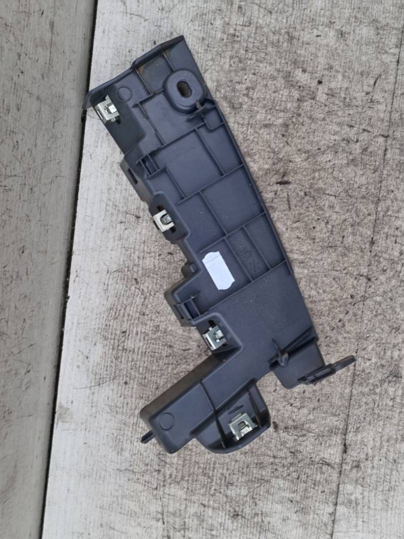 пластик Mercedes-Benz Sprinter W907/W910 2020, A9106804500 - фото №1