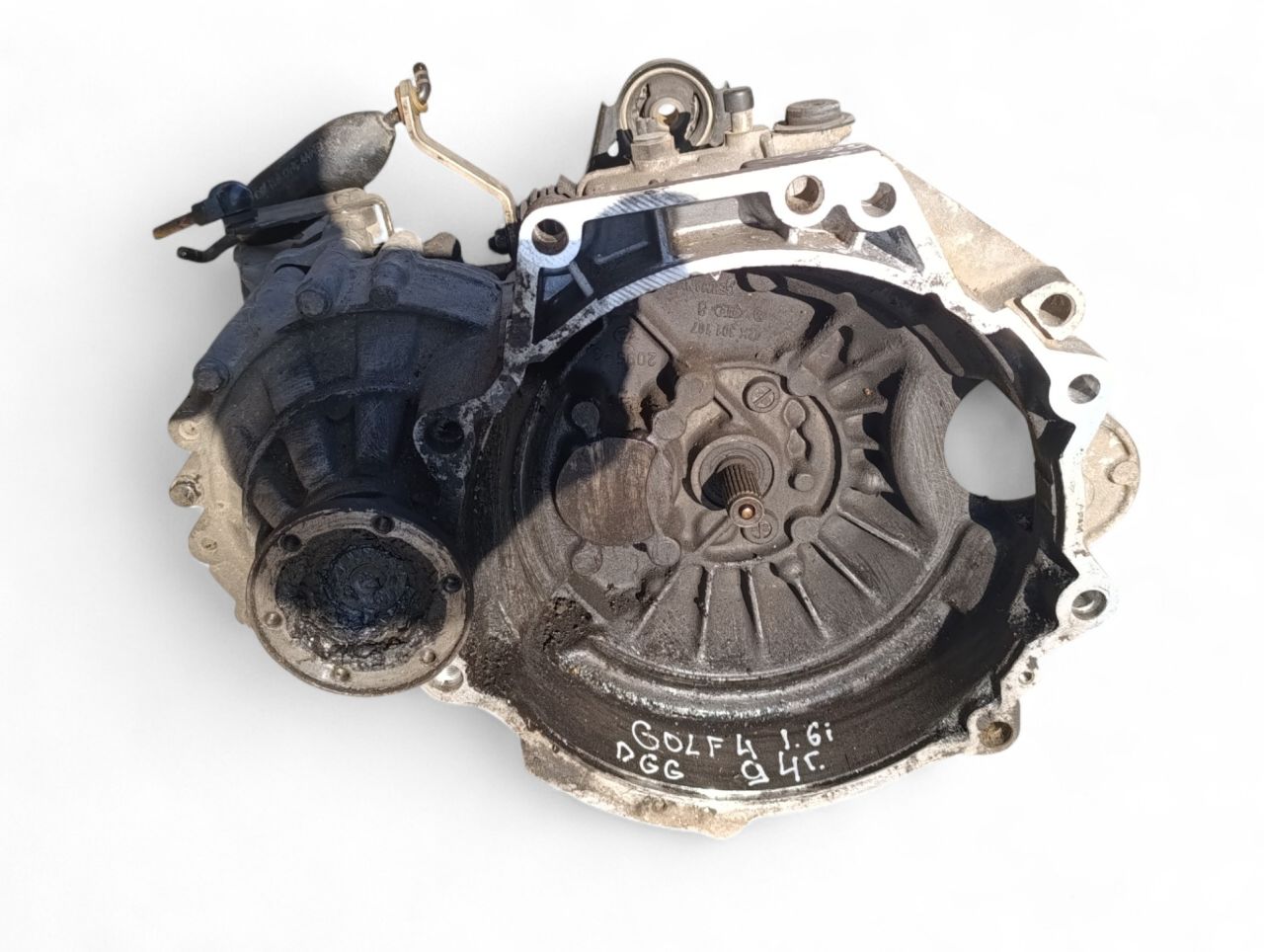 КПП механическая (МКПП) Volkswagen Golf 3 поколение 1996, 1.6 л., бензин, DGG - фото №1