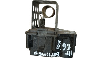 блок управления вентилятором (реле) Citroen Berlingo 1 поколение (M59) [рестайлинг] 2011