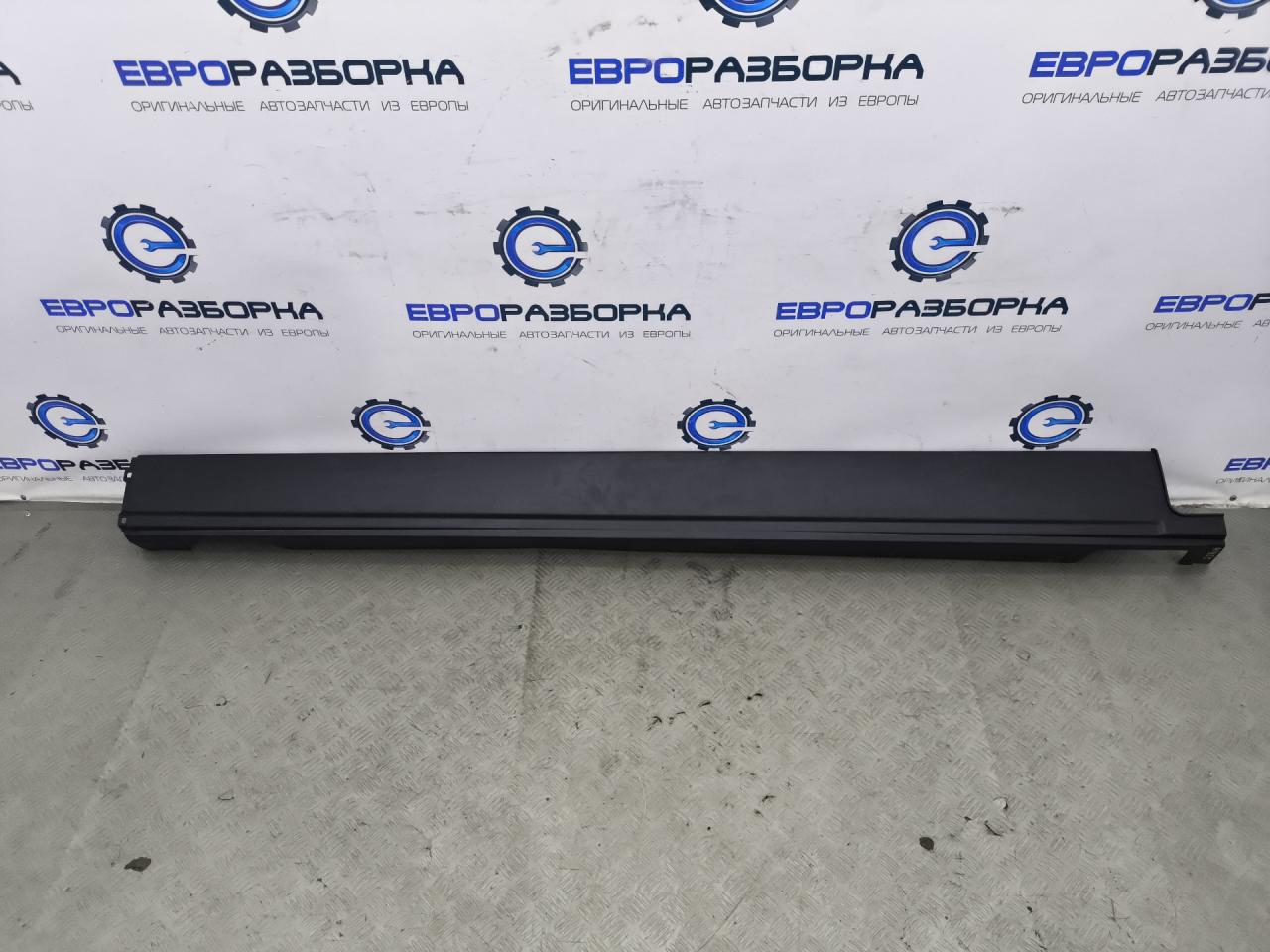 накладка на порог Land Rover Range Rover Sport 2 поколение L494 2017, 3.0 л., дизель, АКПП, передний привод, правый руль, CPLA101D56AA, LR048270, CPLA101D56AE - фото №1