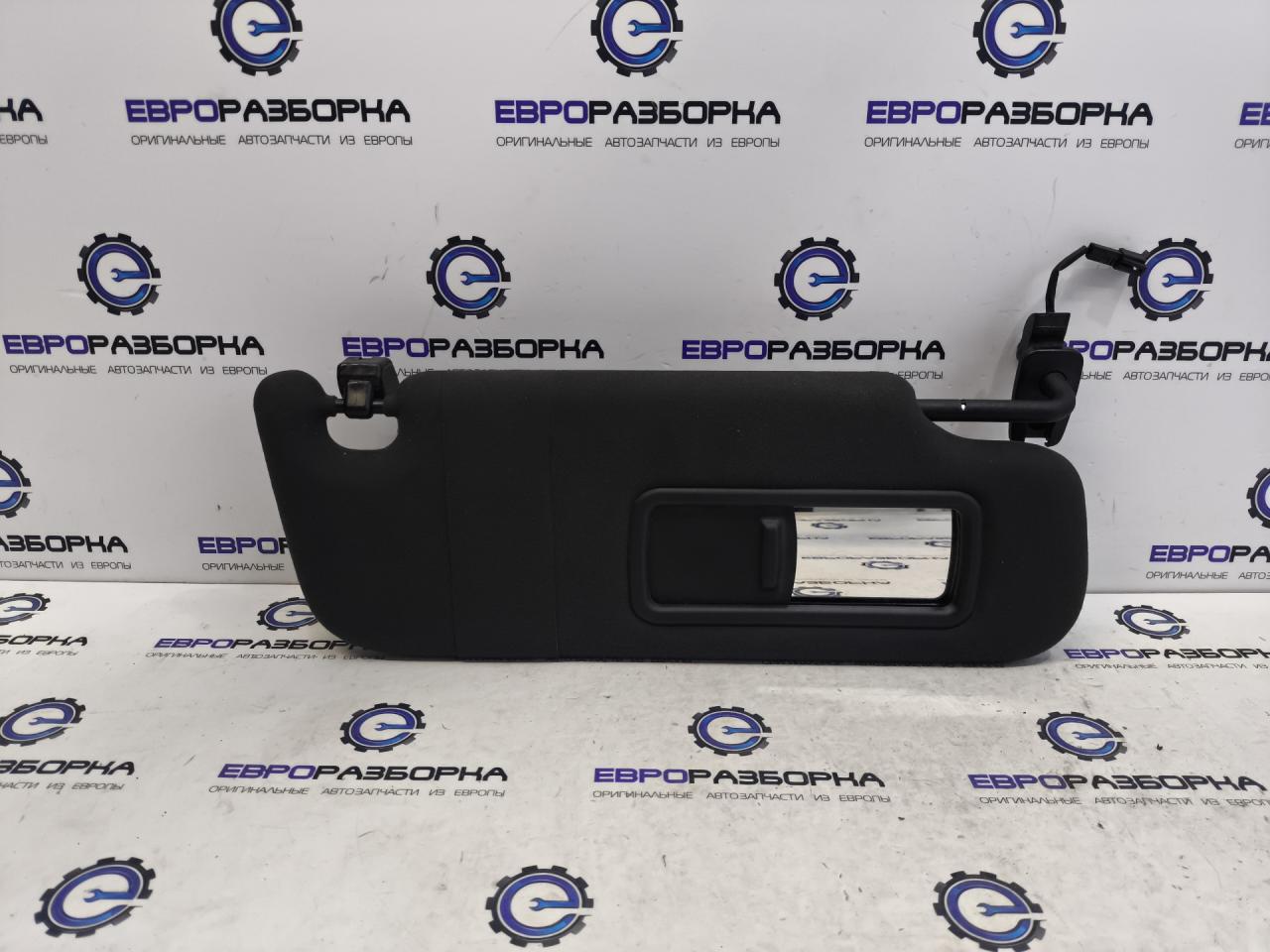 козырек солнцезащитный Maserati Levante 1 поколение M161 2017, 3.0 л., дизель, АКПП, передний привод, 670047387 - фото №1