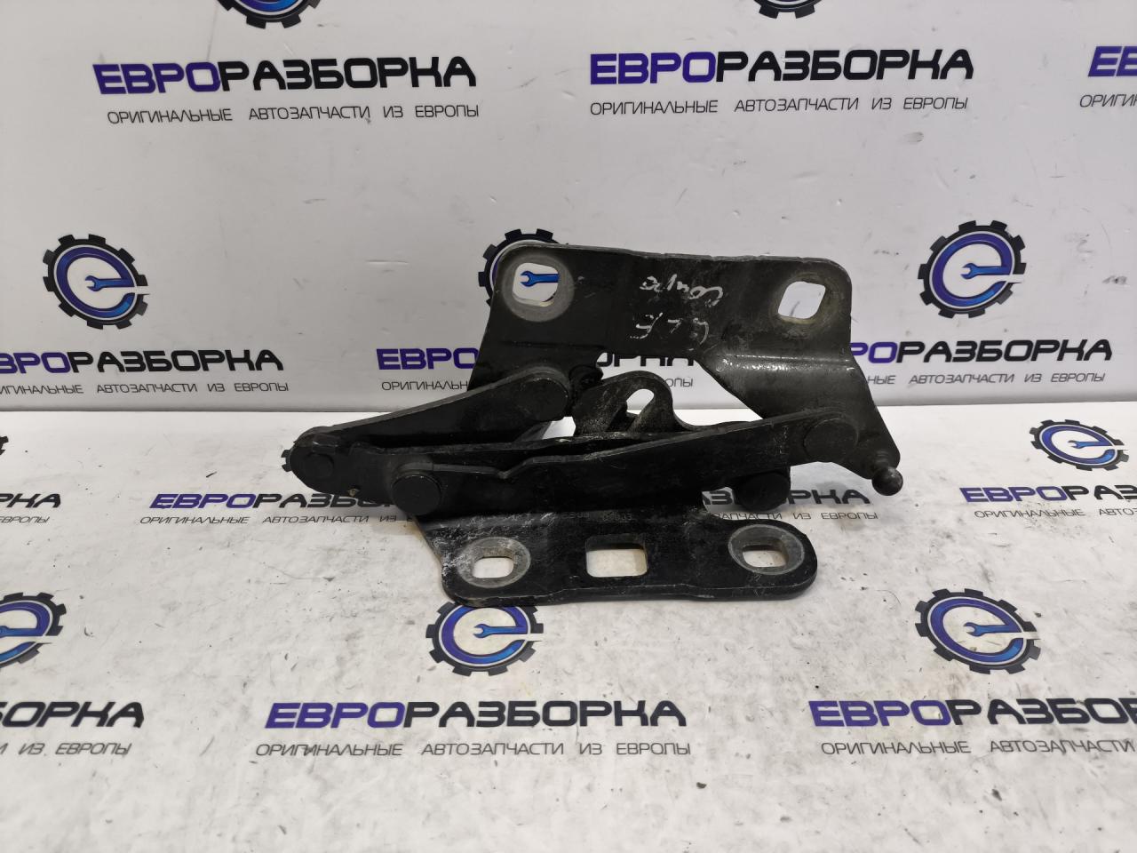 петля капота правая Mercedes-Benz GLE Coupe C292 2015, 3.0 л., CDi, дизель, АКПП, передний привод, A1668800128 - фото №1